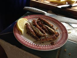 A plate of anchovies I cooked on my recent visit to Granada, Espagna.