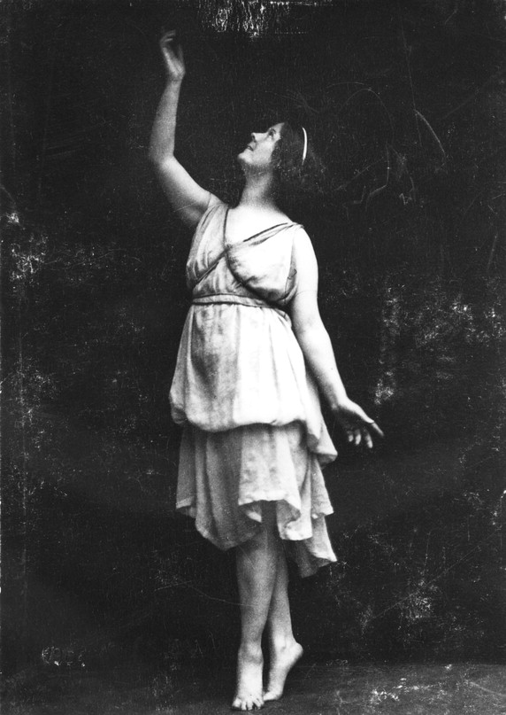 Isadora Duncan (1904)