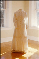 Love’s Oven is Warm: Baking with Emily&nbsp;Dickinson